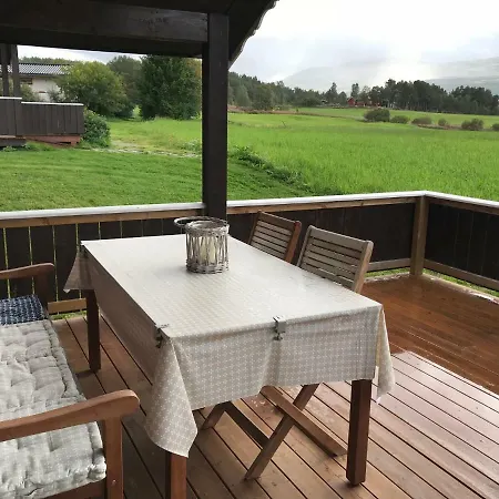 Roste Hyttetun Og Campingplads Os (Hedmark)