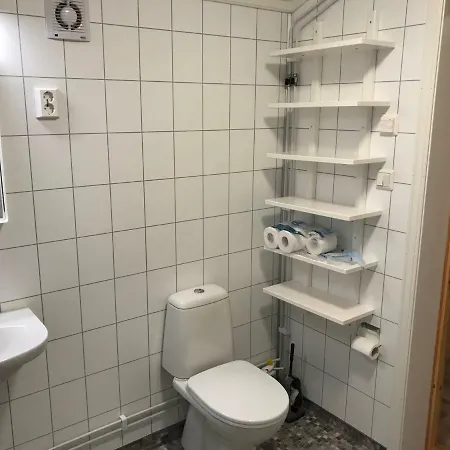 Roste Hyttetun Og Os (Hedmark)