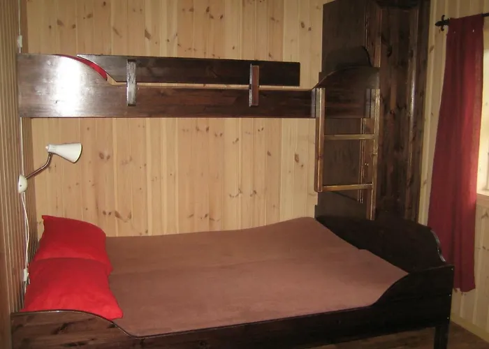 Roste Hyttetun Og Campingplasser Os (Hedmark)
