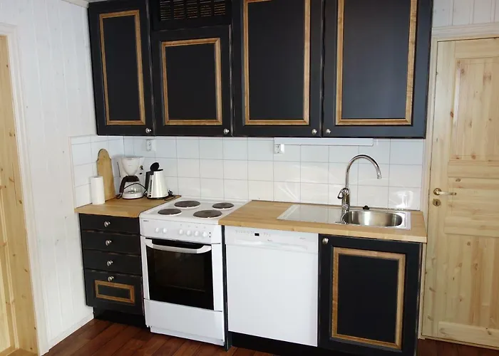 Roste Hyttetun Og Campingplasser Os (Hedmark)