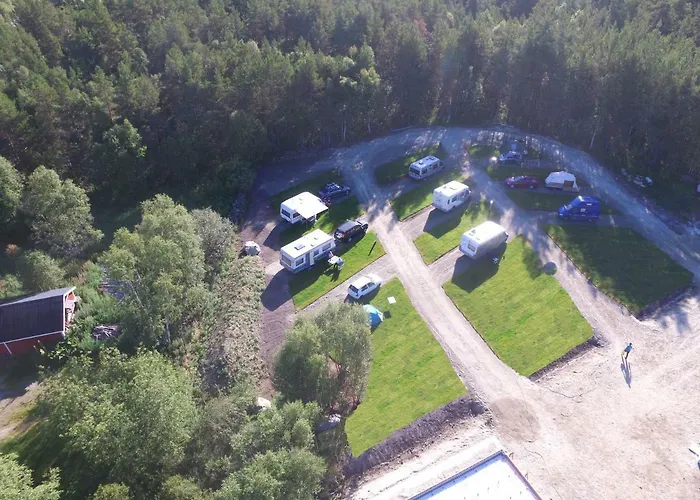 Roste Hyttetun Og Os (Hedmark)