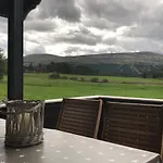 Roste Hyttetun Og Campeggio Os (Hedmark)